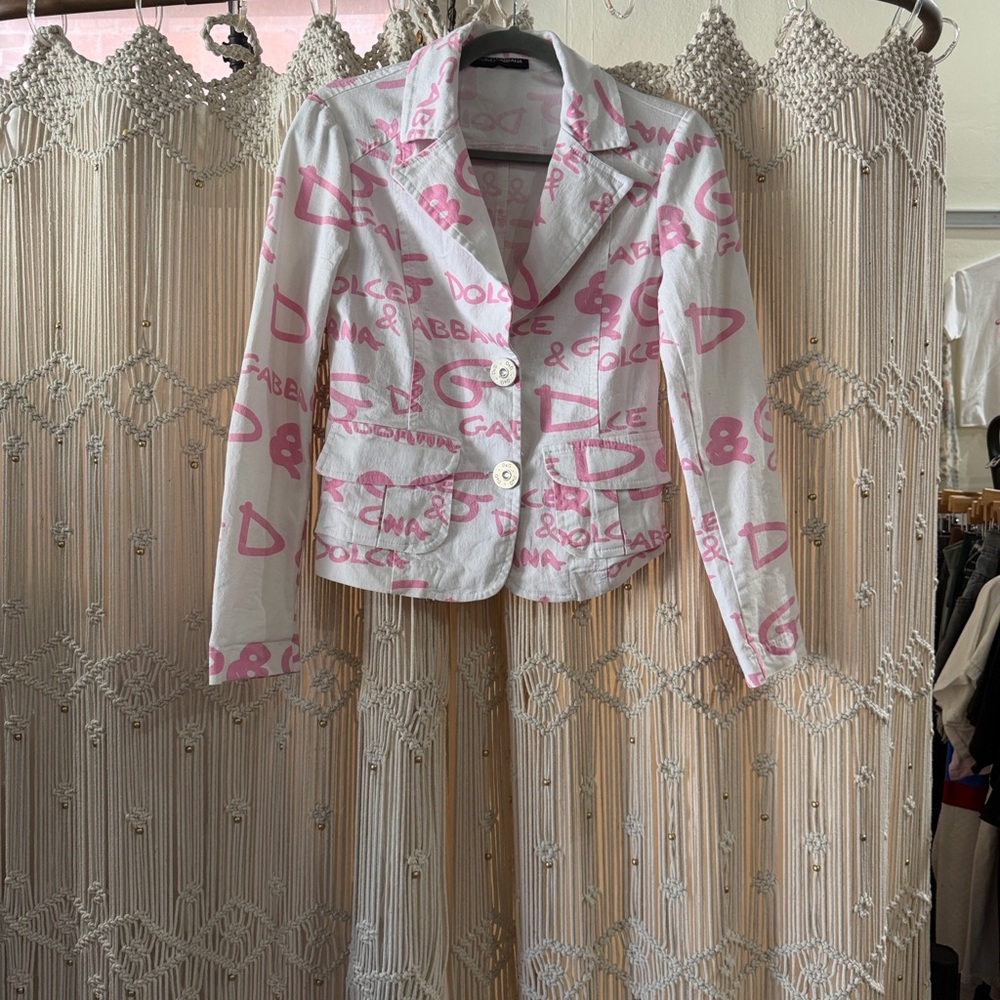 Dolce & Gabbana Women's White Blazer with Pink Accents - Picture 9 of 9